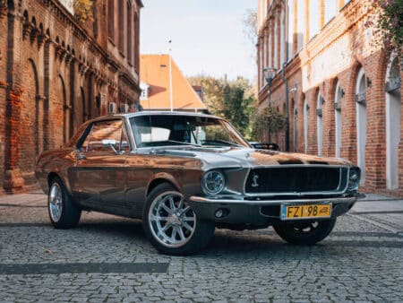 Auto zabytkowe: definicja, rejestracja i korzyści Auto zabytkowe - zabytkowy Ford Mustang GT 1967 - blog technologiczny codelabel