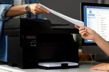 Od kosztownego chaosu do inteligentnego biura z Inforoffice i urządzeniami Canon urządzenia wielofunkcyjne Canon