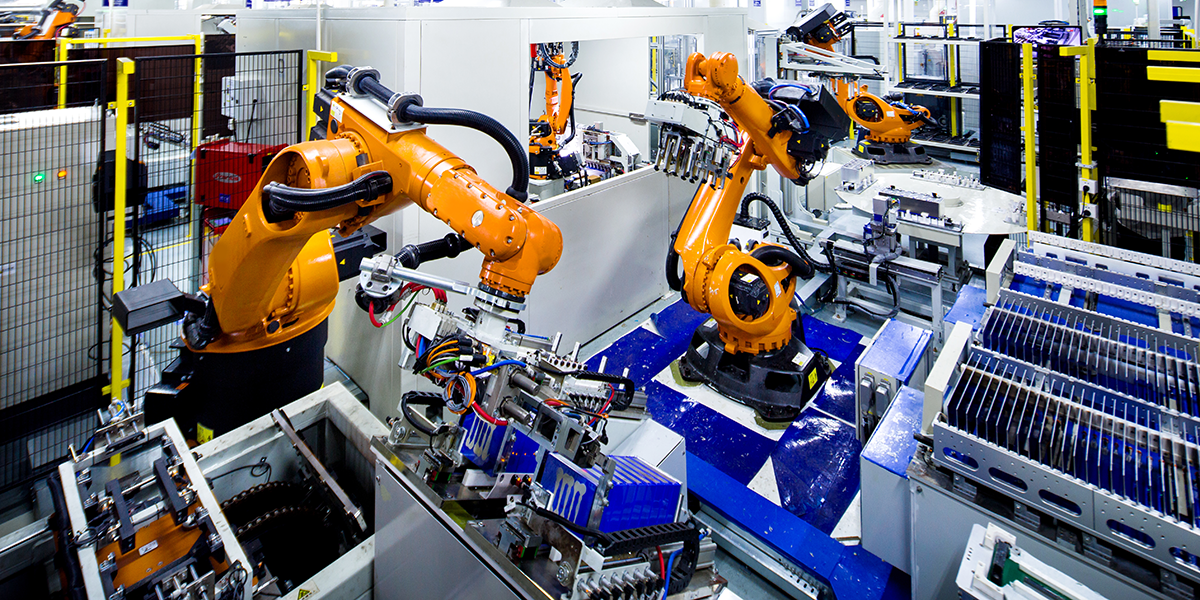 Fabryki baterii w Chinach – zautomatyzowane linie produkcyjne chińskich baterii z robotami i systemami AI