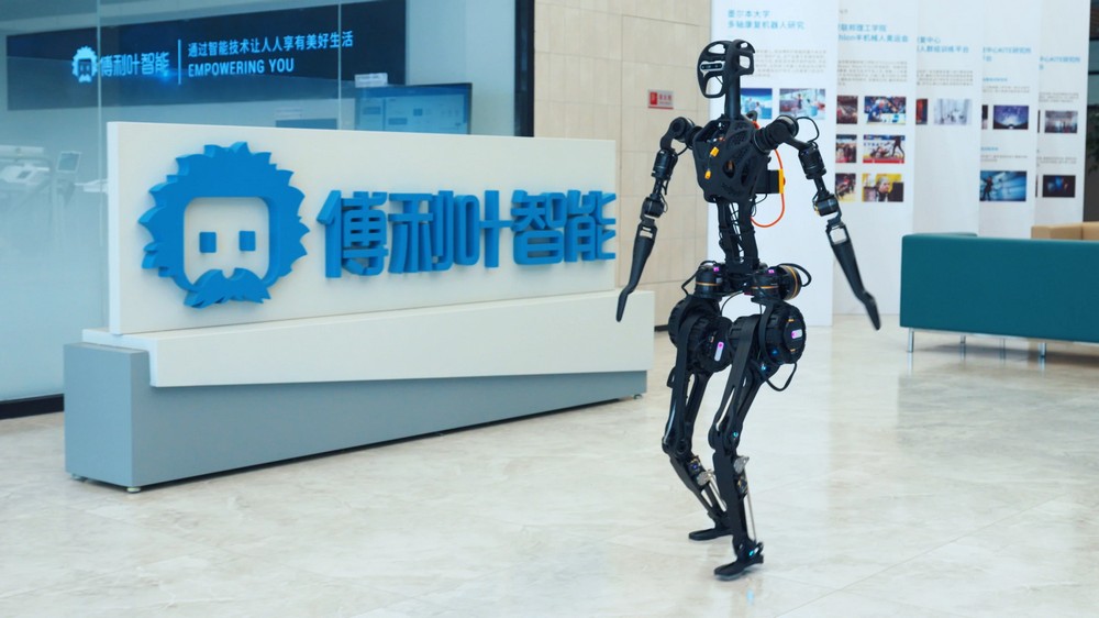 Fourier Intelligence i GR-1 – humanoid z DNA medycznym