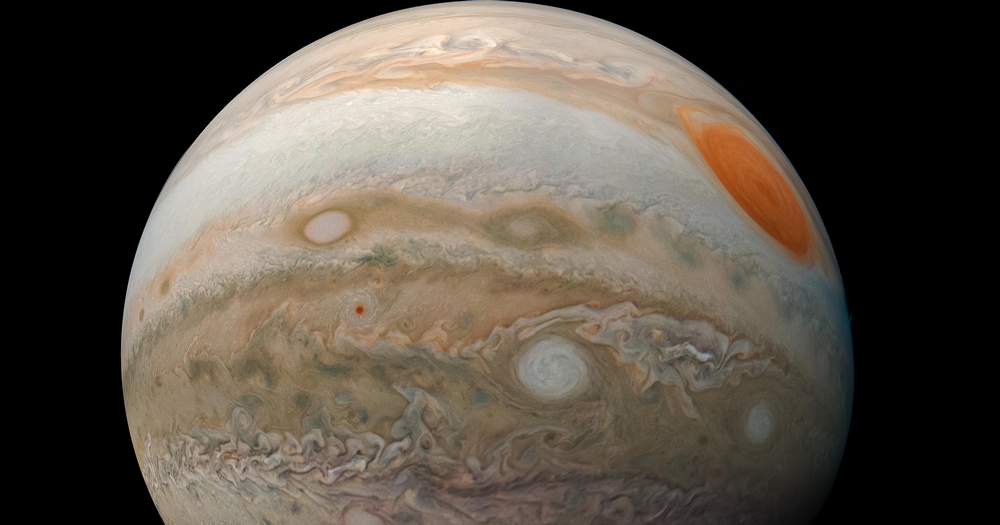 Jowisz w układzie słonecznym – największa z planet, Wielka Czerwona Plama
