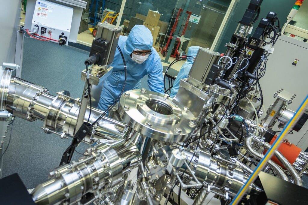 Przełom w bateriach kwantowych – czy nadchodzi era natychmiastowego ładowania? CSIRO – laboratorium wytwarzania baterii kwantowych