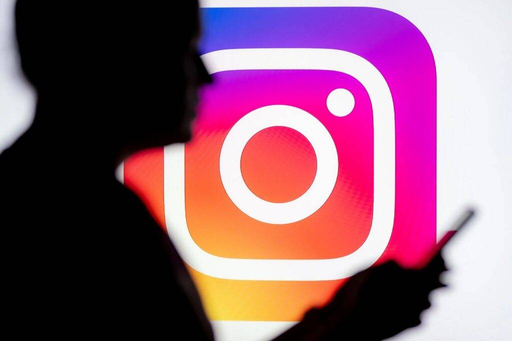 Instagram wyłącza szyfrowanie wiadomości. Czy Twoje rozmowy są jeszcze bezpieczne? Instagram wyłącza szyfrowanie wiadomości