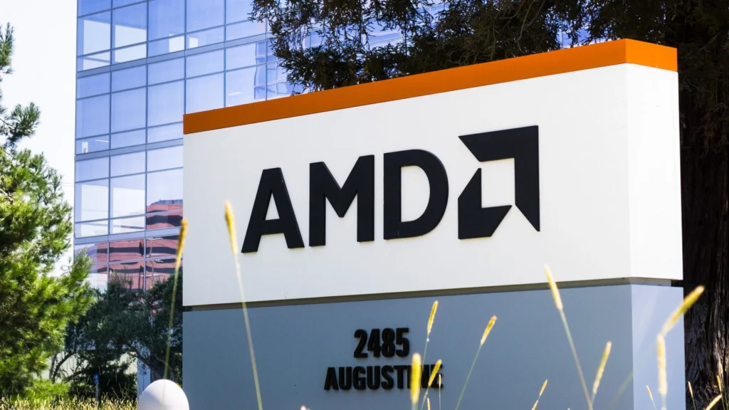 AMD rośnie w superkomputerach. Jego technologie napędzają część najpotężniejszych maszyn świata Logo AMD przed siedzibą firmy. Technologie AMD EPYC i AMD Instinct są wykorzystywane w części najpotężniejszych superkomputerów świata