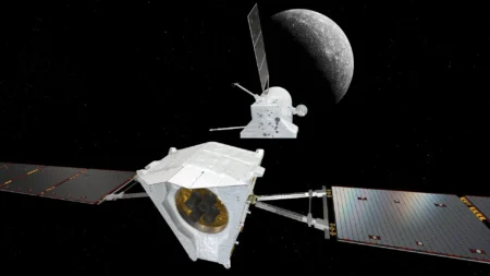 BepiColombo przy Merkurym podczas odłączenia modułu transferowego MTM