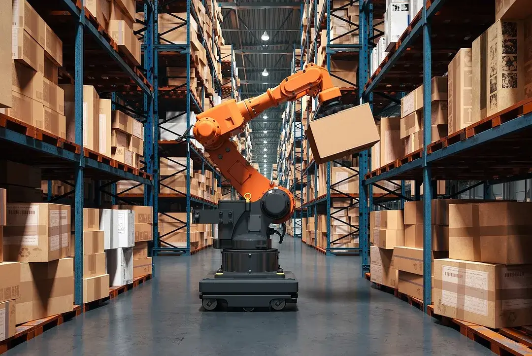 Cobot w logistyce i magazynie – robot współpracujący do transportu i obsługi kartonów