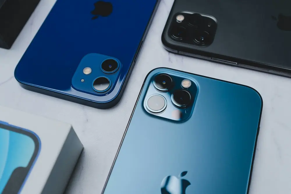 Jak sprawdzić używany iPhone przed zakupem - poradnik krok po kroku