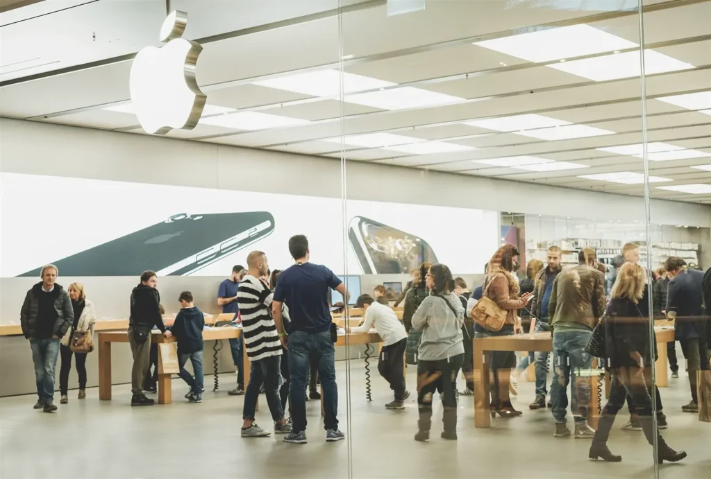 Pierwszy składany iPhone w drodze – Apple szykuje historyczną premierę Pierwszy składany iPhone w drodze – Apple
